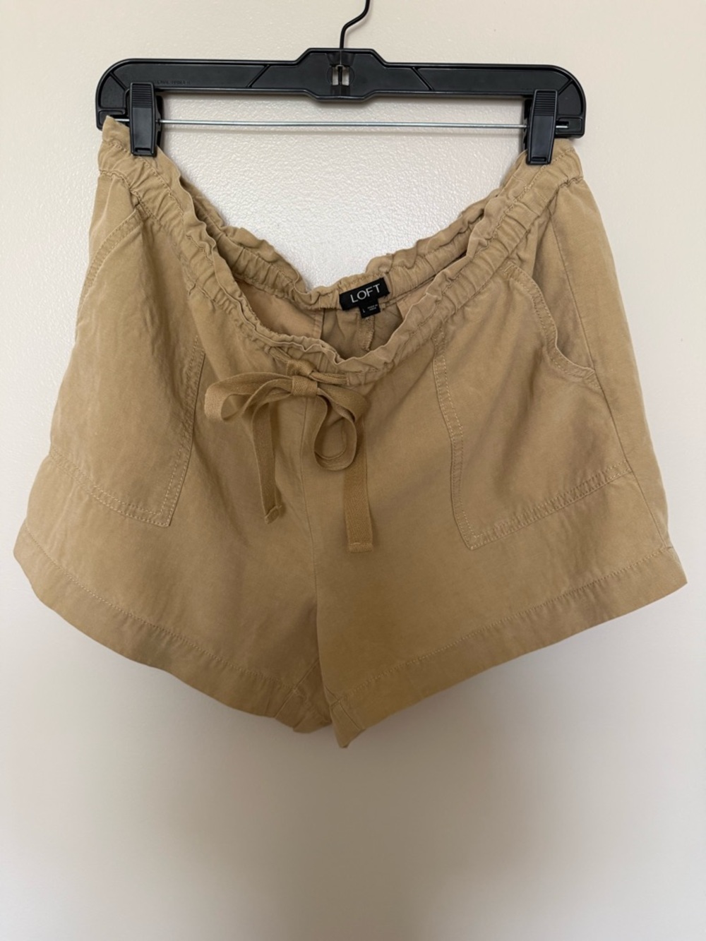 LOFT Women's Tan Drawstring Linen-Blend Shorts